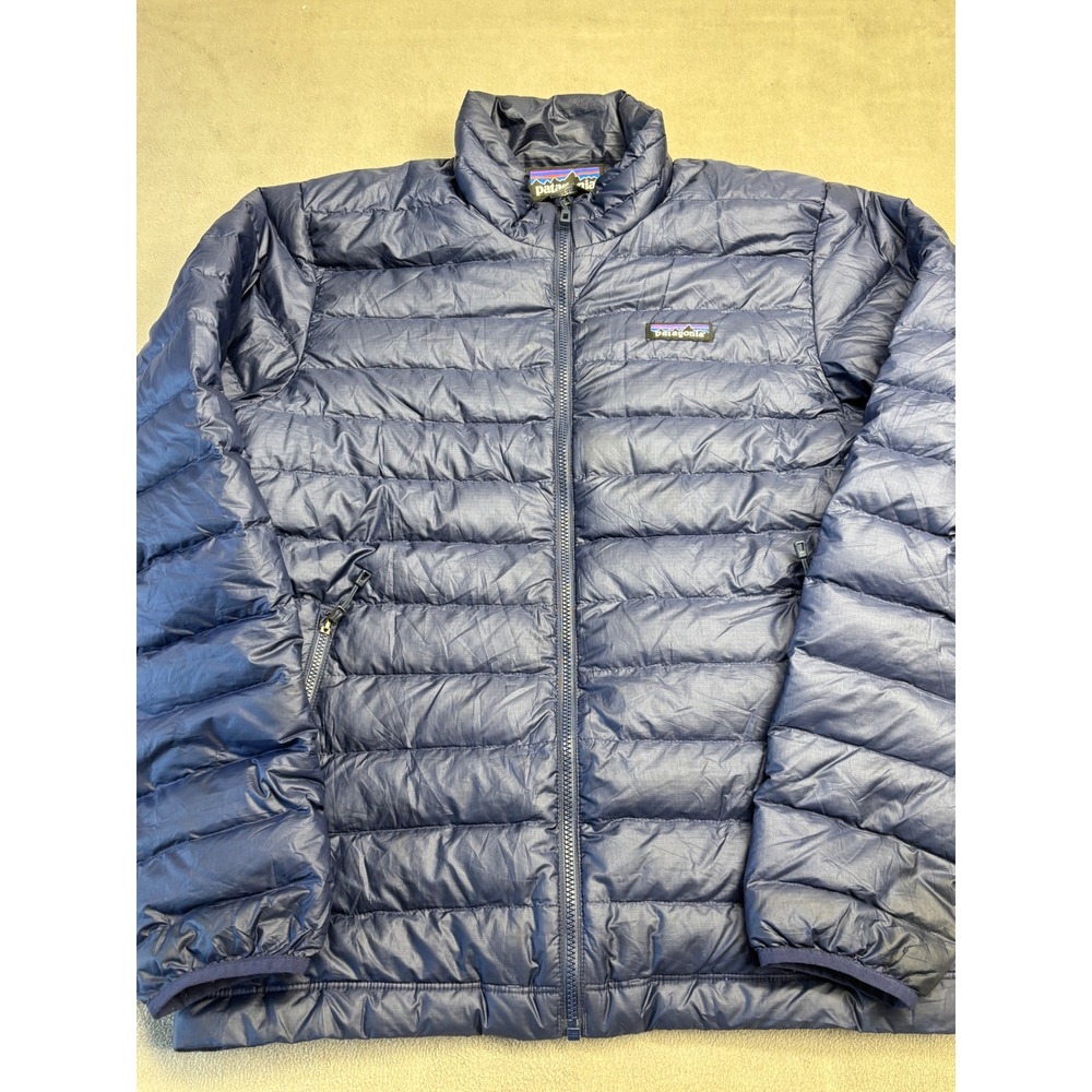 Patagonia Mens Down Sweater Jacket Navy Blue Puffer 84674 FA19 Small